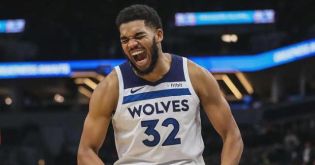 开云官网-史上最会投篮的中锋？唐斯西决低迷表现拖累森林狼